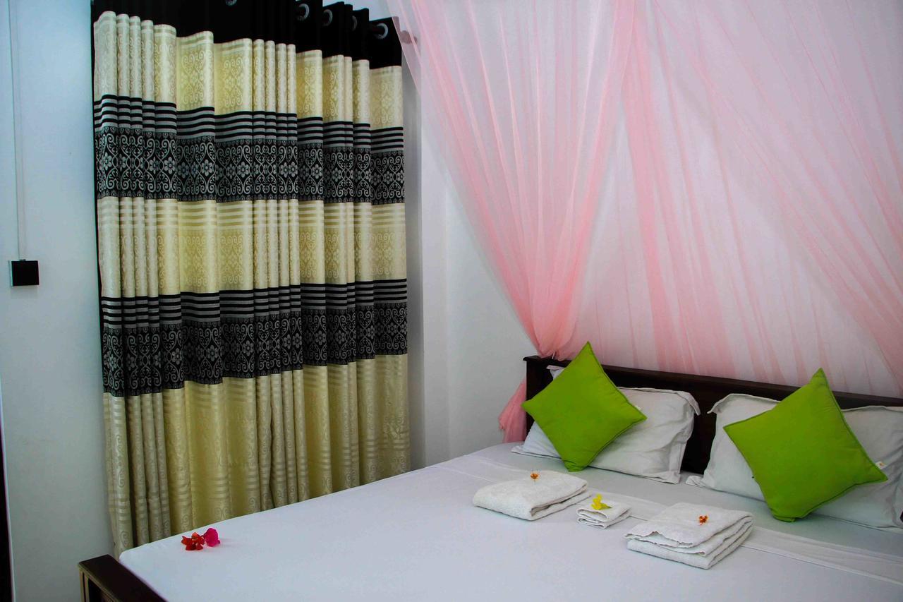Miracle Home Stay Дамбулла Екстер'єр фото